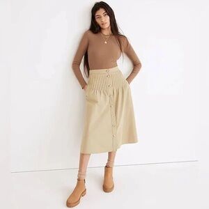 Madewell Olive Green Button-Front Pintuck Midi Skirt Women’s Size 6 NWOT Crepe